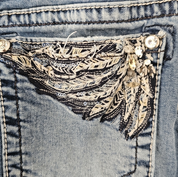 Miss Me Jeans with Pocket Tear - Perfect for Craft or Upcycling Projects - Picture 5 of 6